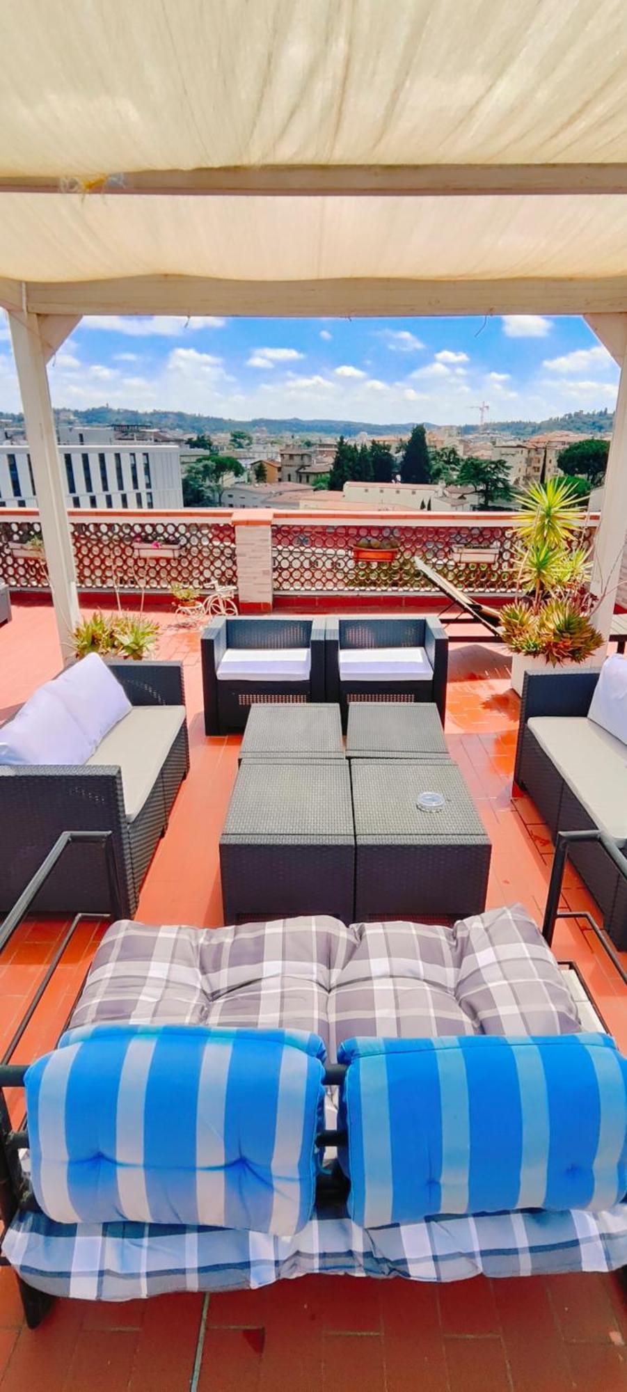 Ferienwohnung Panoramic Luxury Little Penthouse Florenz Exterior foto