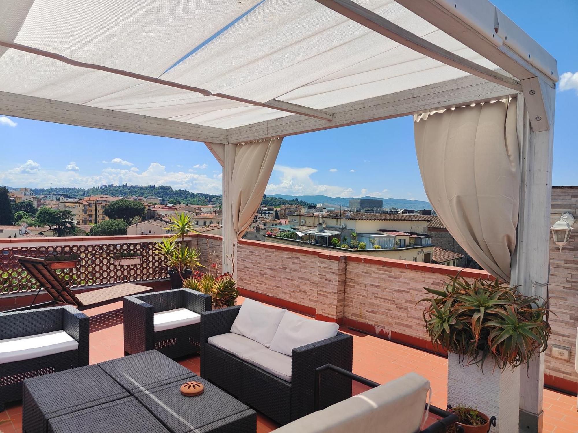 Ferienwohnung Panoramic Luxury Little Penthouse Florenz Exterior foto